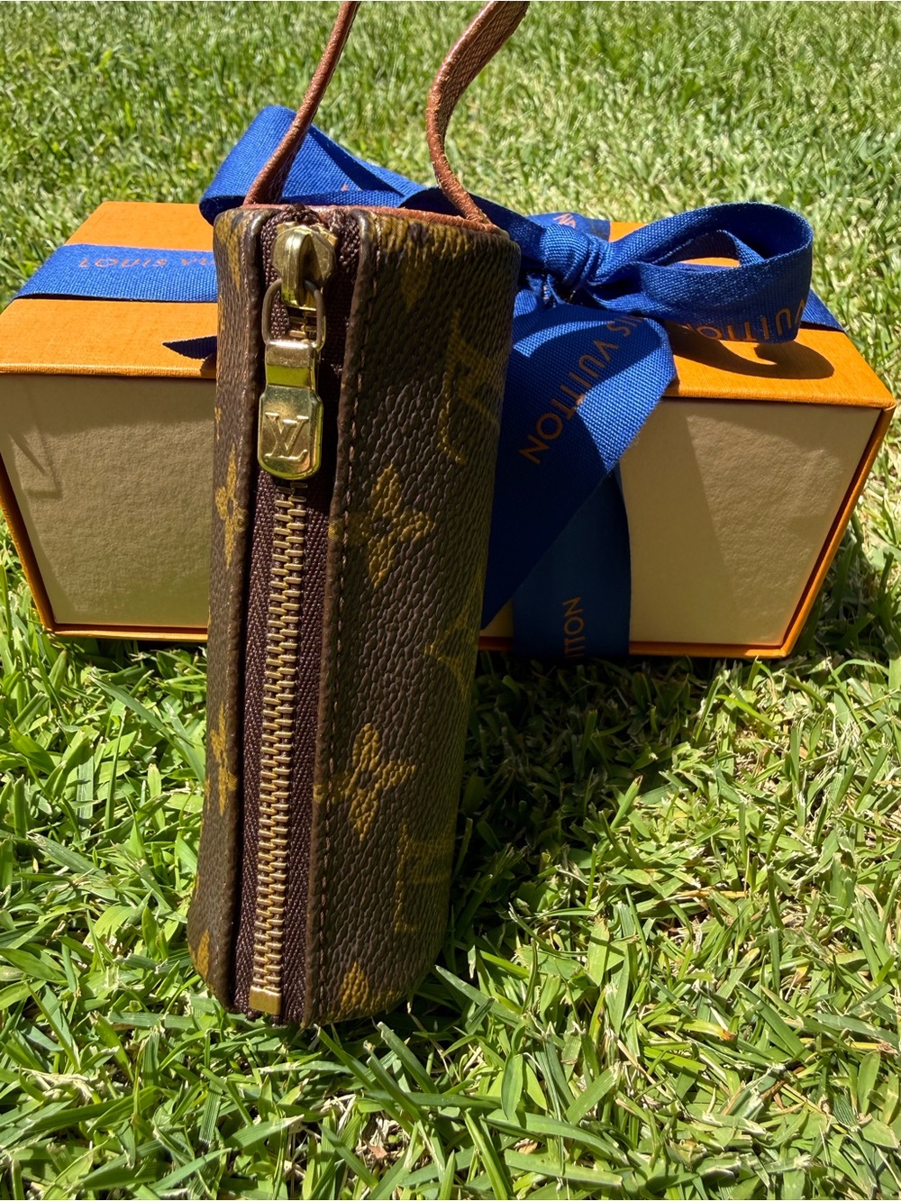 Rare - Louis Vuitton Monogram trois ball de golf 3 pouch Small papillon LV case